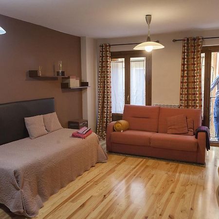 Ganbara Apartman Puente la Reina Kültér fotó
