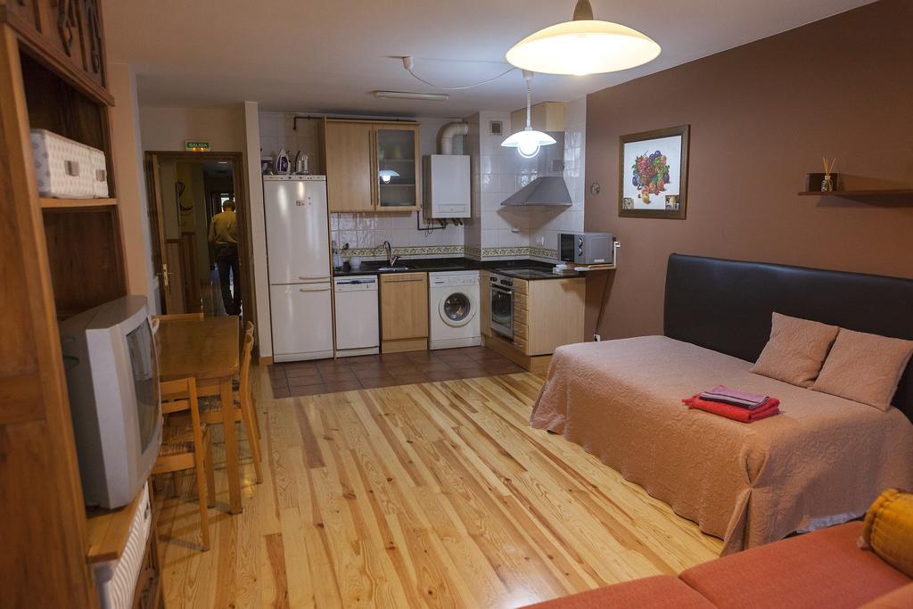 Ganbara Apartman Puente la Reina Kültér fotó